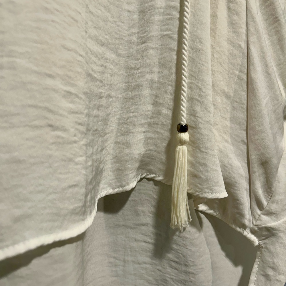 blouse - Picture 4 of 5